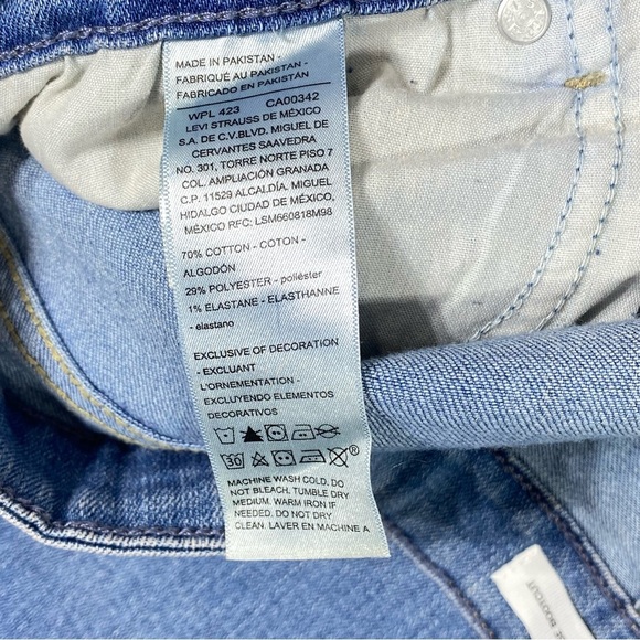 Levis Signature Gold Jeans Women's 20M Blue Bootcut Mid Rise Stretch Denim NWT - Picture 10 of 15